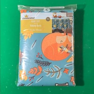 Harvest 70in round vinyl table cloth